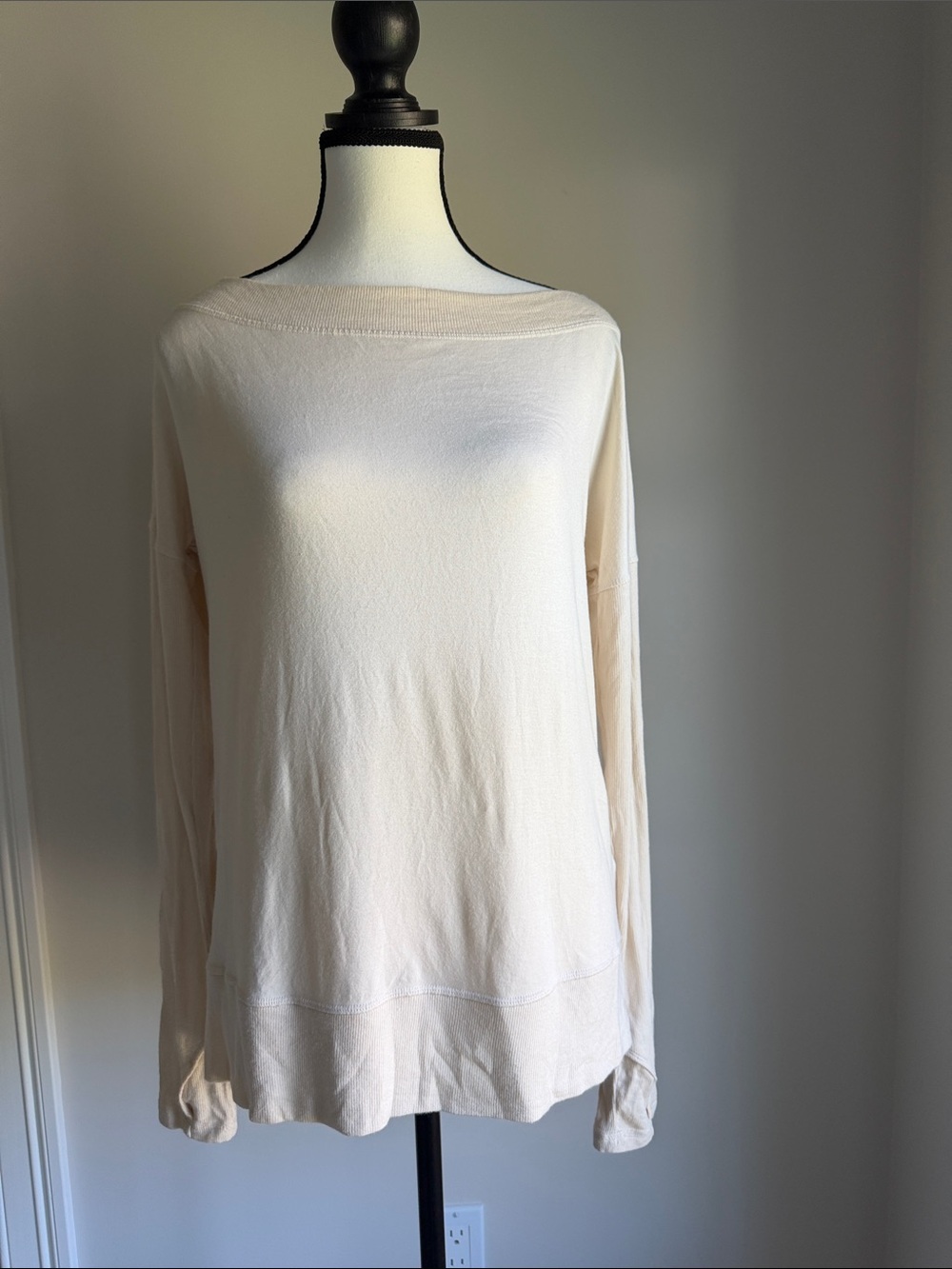 Athleta Cream Off-Shoulder Lightweight Long Sleeve Top